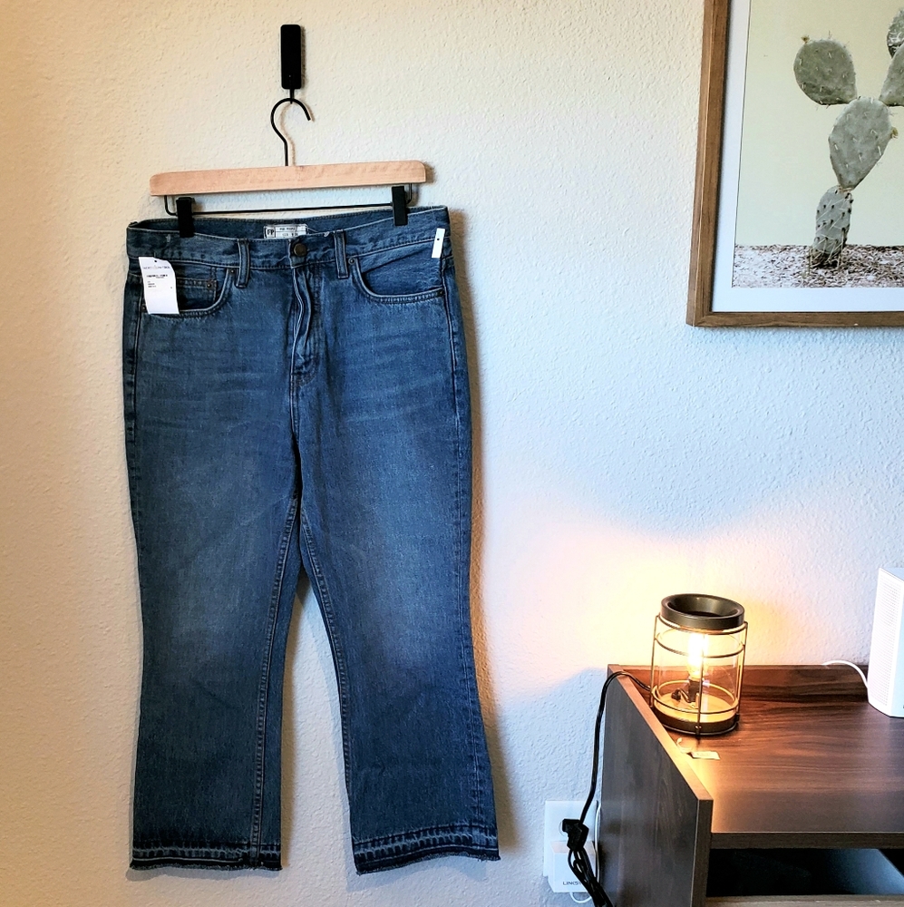 NWT Free People Kick Crop Jean